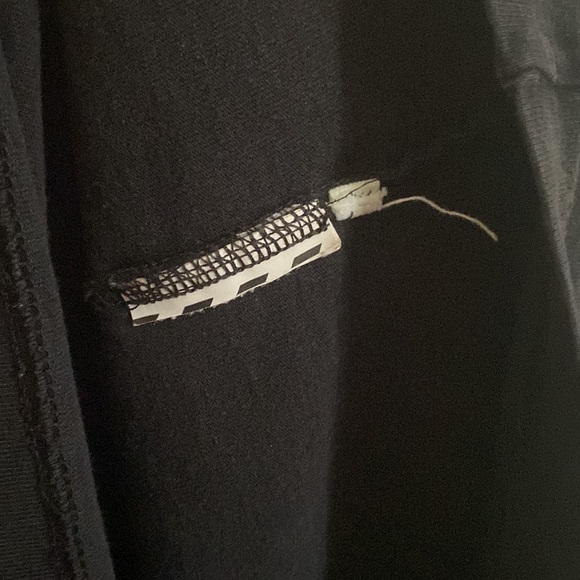 Off white tee - Picture 4 of 5